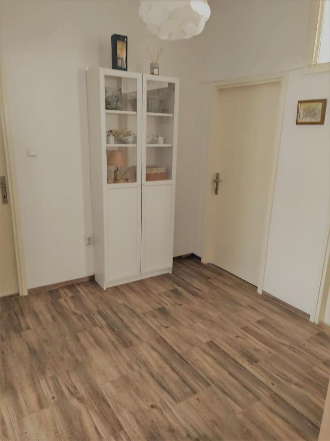 Lumar Holidays And Apartments Preko Eksteriør billede