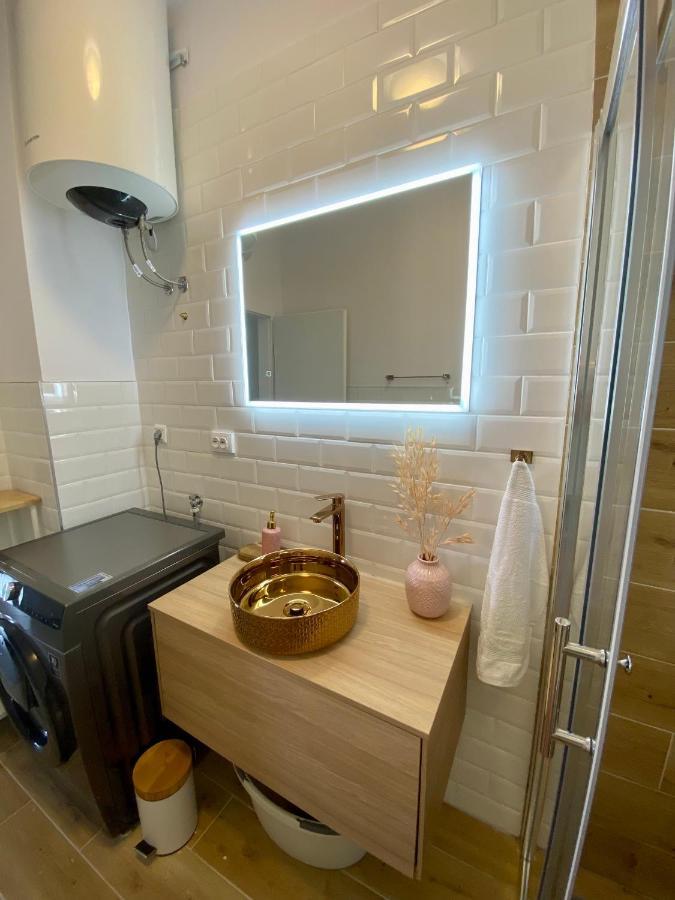 Lumar Holidays And Apartments Preko Eksteriør billede